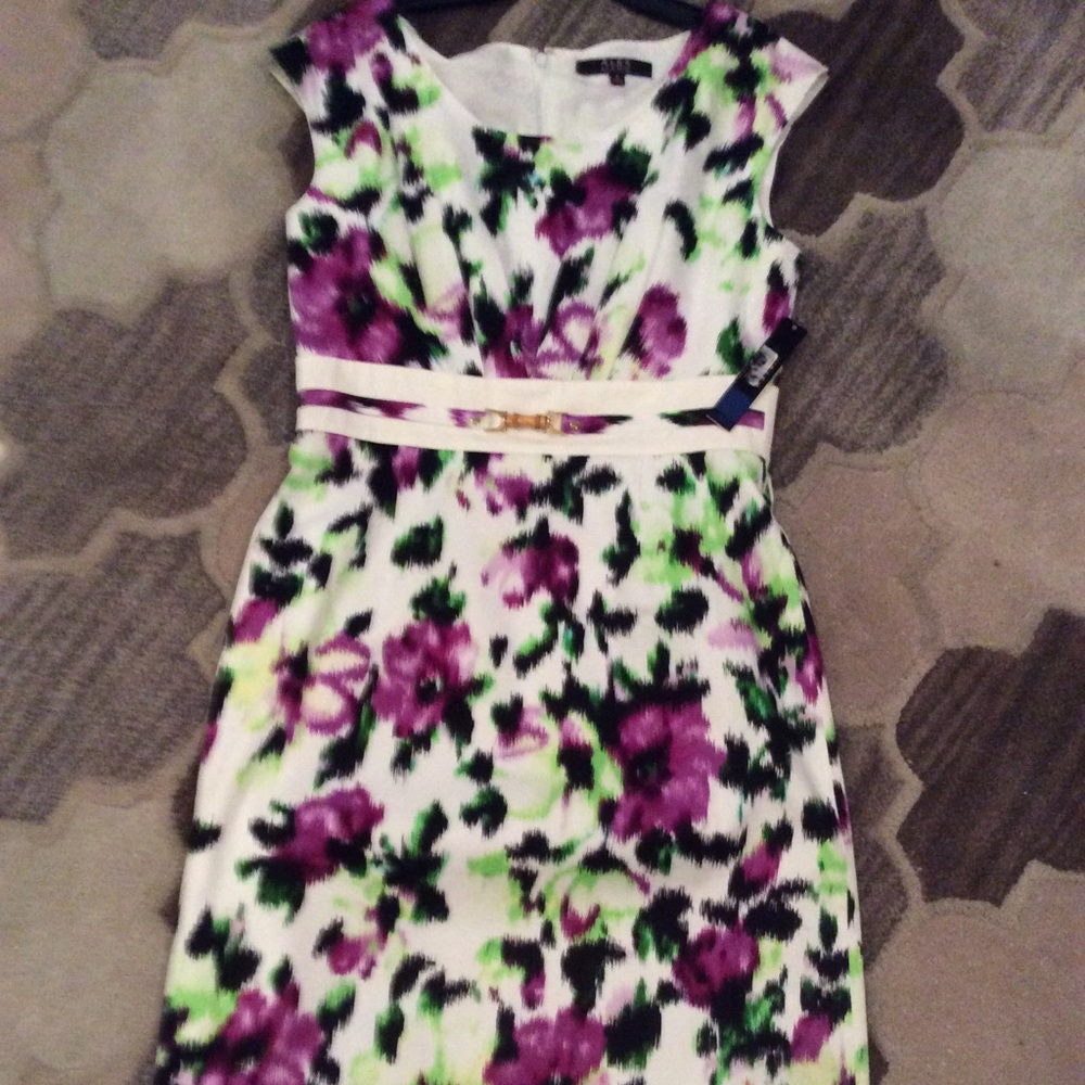 New sleeveless dress sz 8